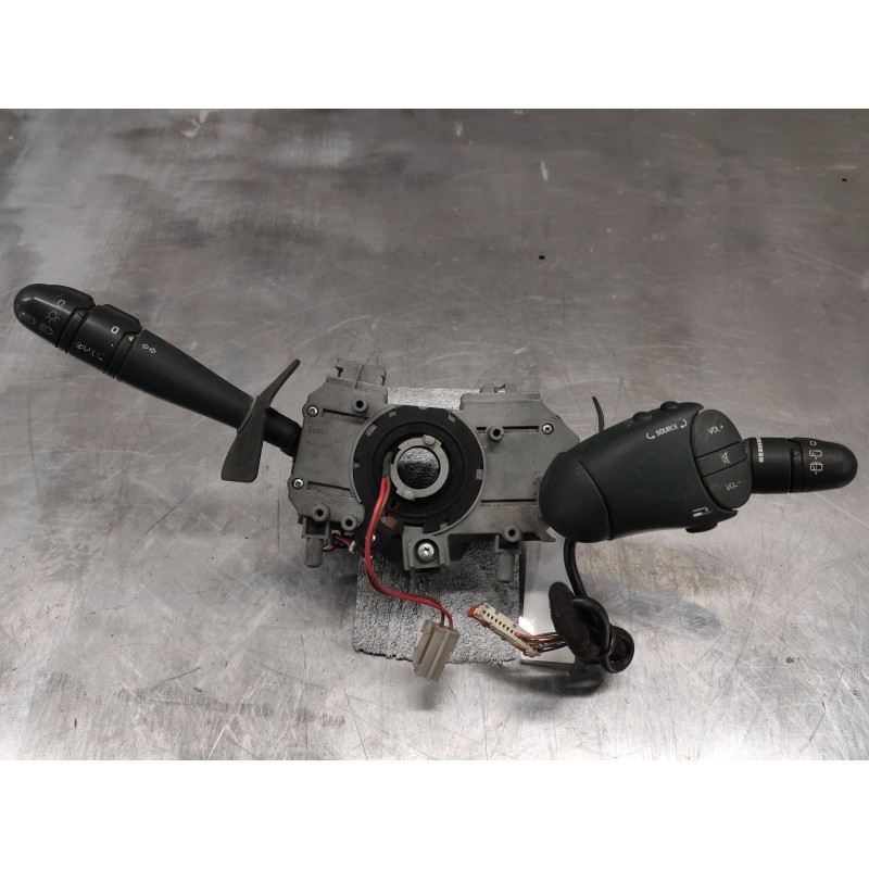 Recambio de mando multifuncion para renault scenic (ja..) 1.9 dti authentique referencia OEM IAM 7700844672f  