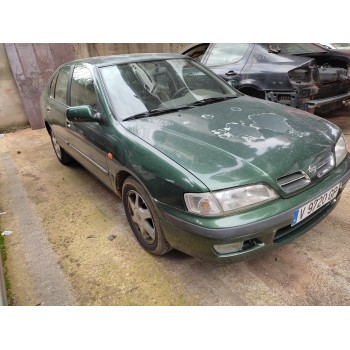 nissan primera berlina (p11) del año 1999