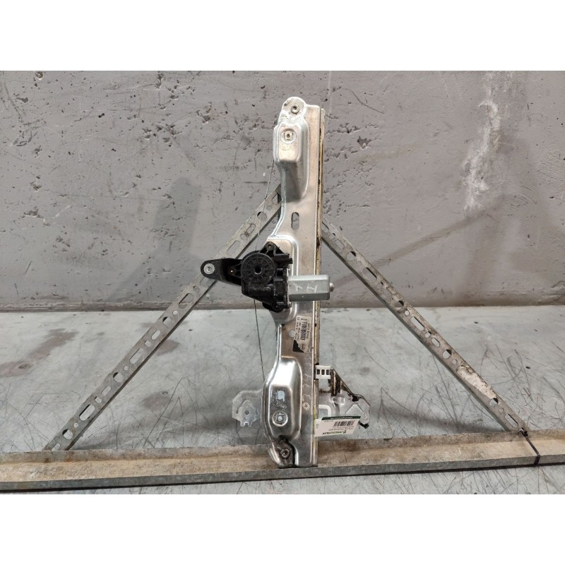 Recambio de elevalunas trasero izquierdo para nissan qashqai ii (j11, j11_) 1.5 dci referencia OEM IAM 827014EA0A  