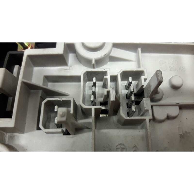 Recambio de piloto trasero derecho para citroën xantia break 1.9 td sx referencia OEM IAM 29100212 PORTON - Verde 3