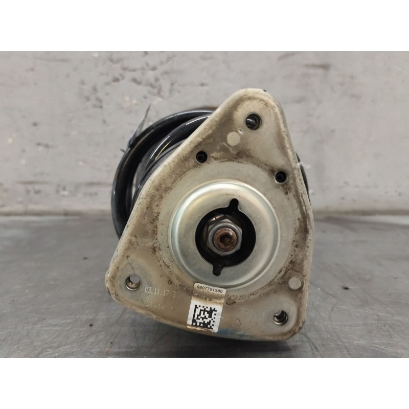 Recambio de amortiguador delantero izquierdo para peugeot 308 active referencia OEM IAM - Blanco 3