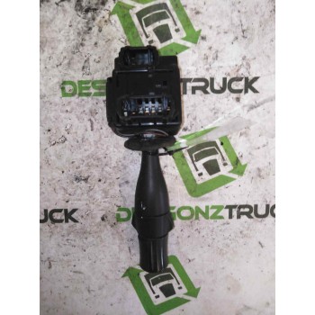 Recambio de mando intermitentes para renault magnum ab 2005 12.8 diesel referencia OEM IAM 5010589561  