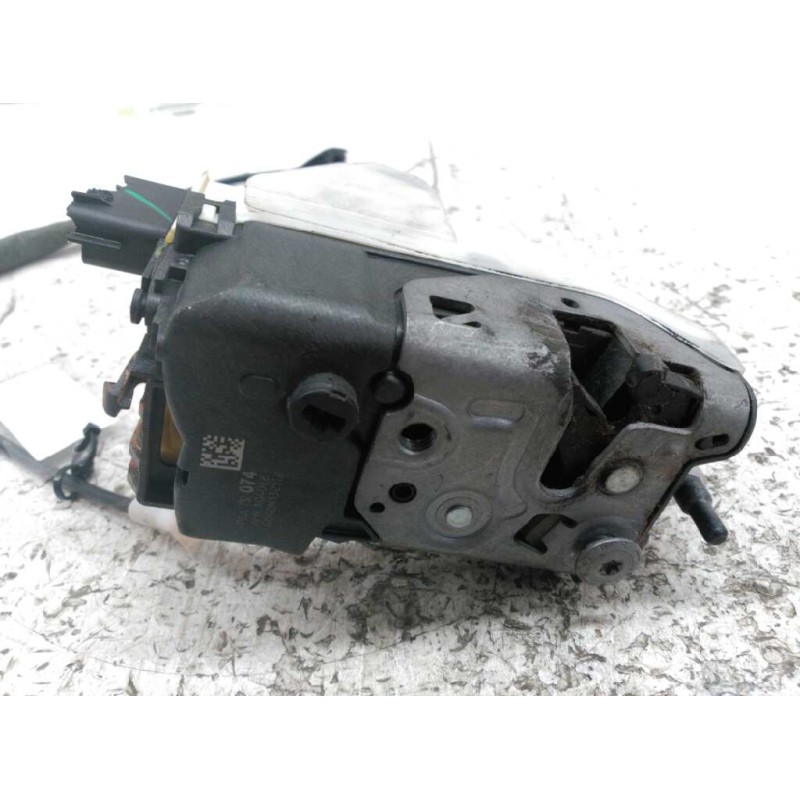Recambio de cerradura puerta delantera derecha para peugeot 308 confort referencia OEM IAM 5
