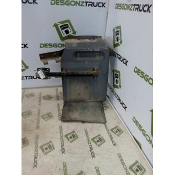 Recambio de guardabarros eje delantero derecho para nissan cabstar 01.04  cabina simple cabina individual referencia OEM IAM   