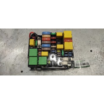 CAJA RELES / FUSIBLES 9804848580 