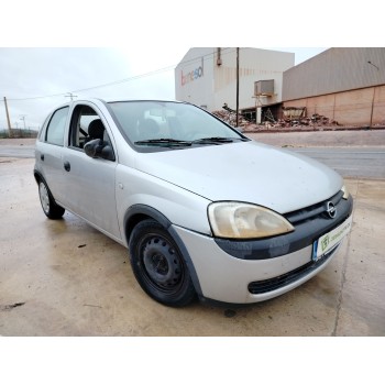 opel corsa c (x01) del año 2002