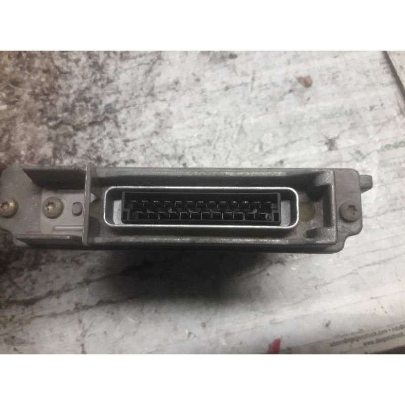 Recambio de centralita motor uce para renault kangoo (f/kc0) referencia OEM IAM 7700104956 7700111206 R04080012J - Blanco 3