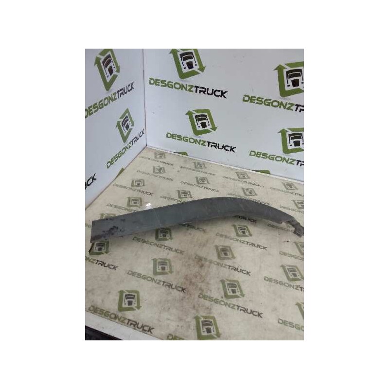 Recambio de paso rueda delantero derecho para nissan cabstar 01.04  cabina simple cabina individual referencia OEM IAM   