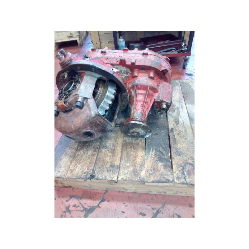 Recambio de grupo para iveco trucks p/pa 330-30 ah (306cv) referencia OEM IAM 6427 247B217KZ5022 2.47 3