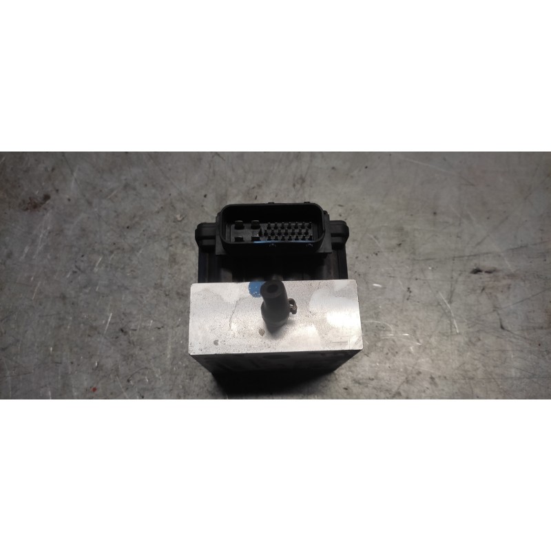 Recambio de abs para citroën xantia berlina 2.0 hdi 90/109 sx referencia OEM IAM 9625975480 ATE 5
