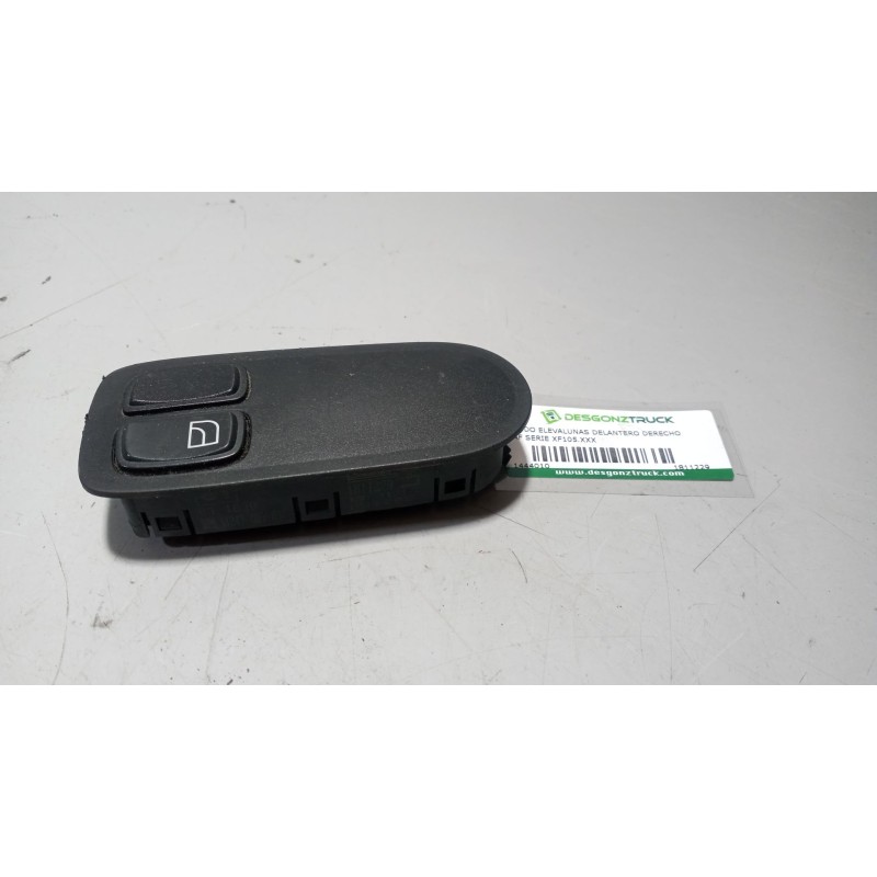 Recambio de mando elevalunas delantero derecho para daf serie xf105.xxx 12.9 diesel referencia OEM IAM 1811229  
