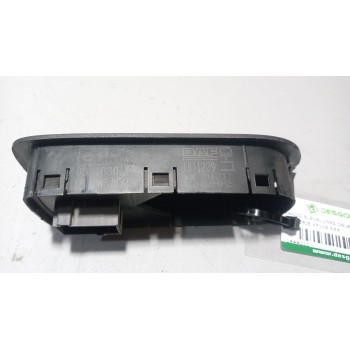 Recambio de mando elevalunas delantero derecho para daf serie xf105.xxx 12.9 diesel referencia OEM IAM 1811229  
