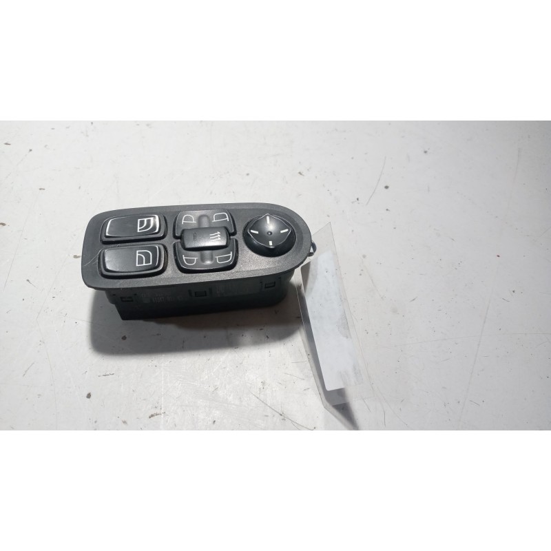 Recambio de mando elevalunas delantero izquierdo para daf serie xf105.xxx 12.9 diesel referencia OEM IAM 1811135  