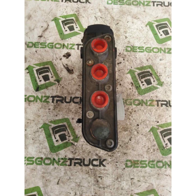 Recambio de valvula aire para renault serie t fg 4x2 cabina high-sleeper referencia OEM IAM 21083657  K019820 - Blanco 2
