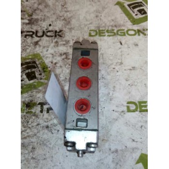 Recambio de valvula aire para scania trucks serie 4 bus k 124 referencia OEM IAM 2129A24 BODE MASATS 