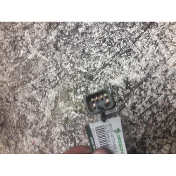 Recambio de boton antiniebla para kia carens 2.0 crdi ex monovolumen referencia OEM IAM  6 PINS 