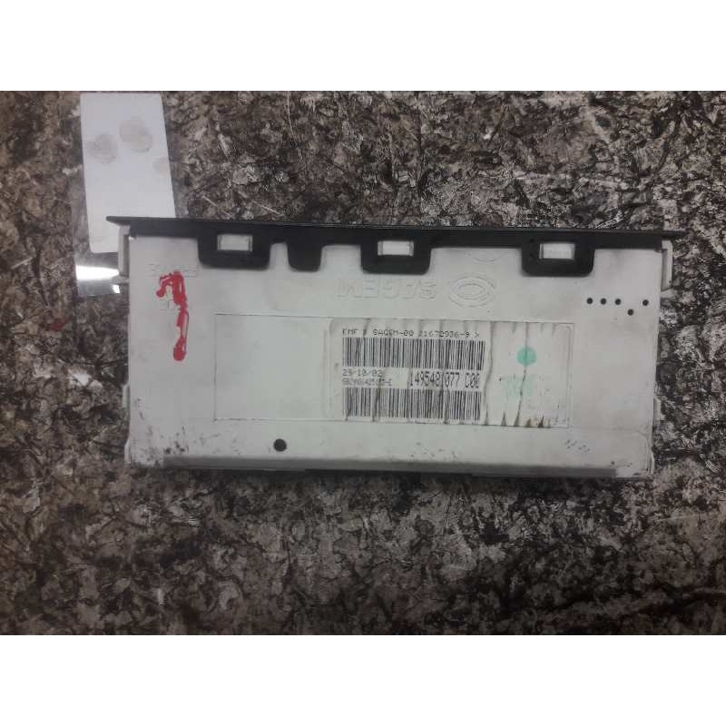 Recambio de pantalla multifuncion para peugeot 807 st pack referencia OEM IAM 1495481077C00 216729369X 18 PINS - Azul 3