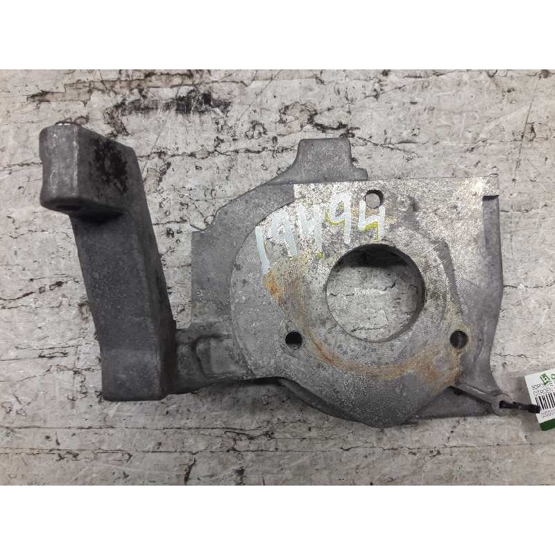 Recambio de soporte bomba inyeccion para citroën berlingo 1.6 hdi 75 collection familiar referencia OEM IAM 9654959880  
