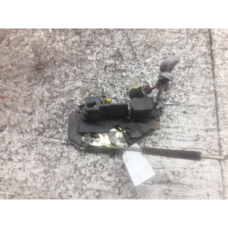 Recambio de cerradura puerta delantera derecha para kia carens 2.0 crdi ex monovolumen referencia OEM IAM  5 PINS - Gris 2