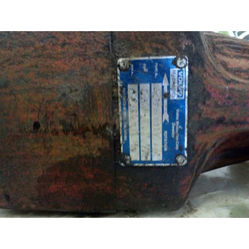 Recambio de bomba hidraulica para volvo trucks fl 12 fl 12/380 (379cv) referencia OEM IAM VOLVO 60L - Rojo 3
