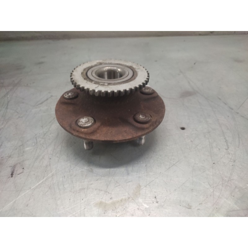Recambio de buje trasero izquierdo para nissan primera berlina (p12) acenta referencia OEM IAM 2