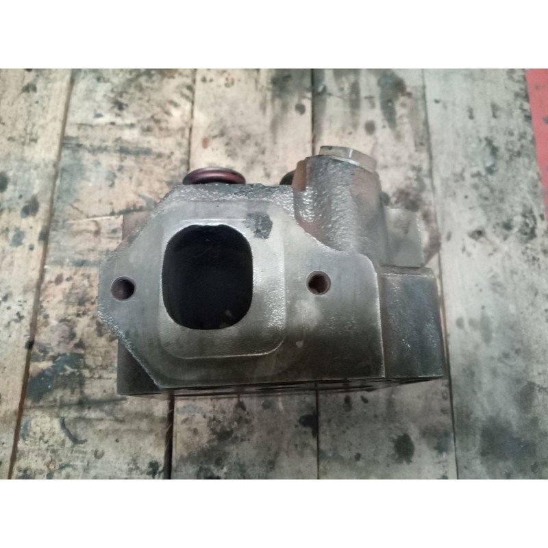 Recambio de culata para mercedes-benz mk / om 401 la / 441 la 1424 bm 651 gran espacio referencia OEM IAM 4420160101  a442016010 2