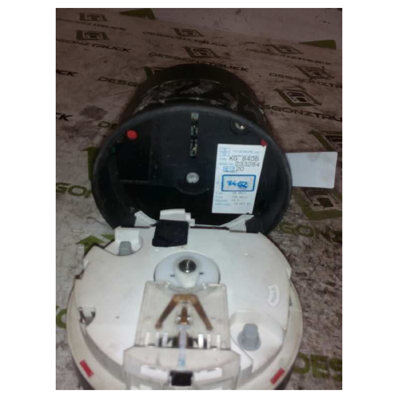 Recambio de tacografo para renault trucks magnum ae 430.18t (430cv) referencia OEM IAM KG8406 233284 - Blanco 3