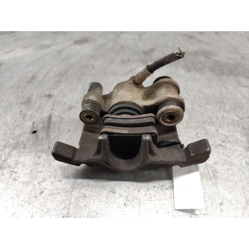 Recambio de pinza freno trasera derecha para mercedes-benz vito (w638) combi 110 d euro 2 (638.174) referencia OEM IAM - Blanco 2