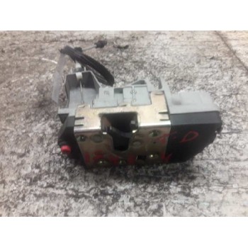 CERRADURA PUERTA TRASERA DERECHA 4 PINS 