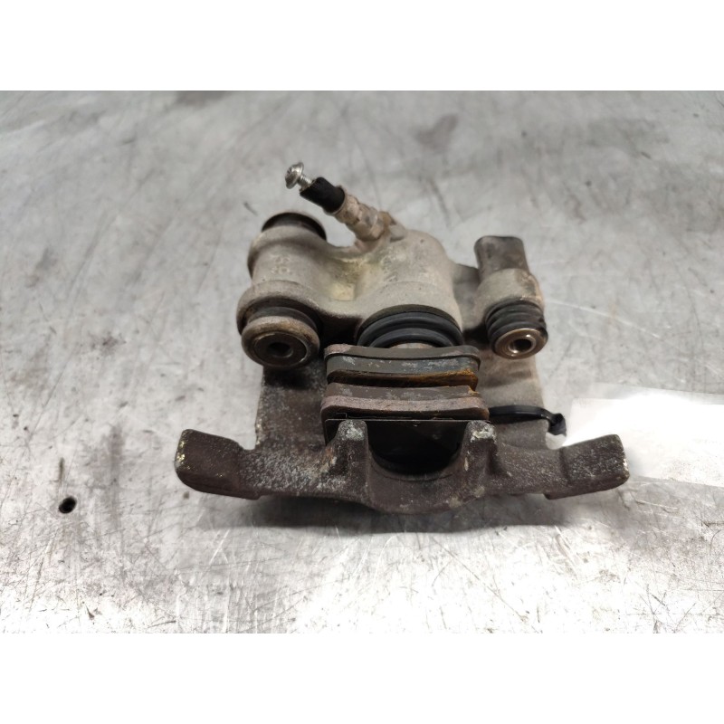 Recambio de pinza freno trasera izquierda para mercedes-benz vito (w638) combi 110 d euro 2 (638.174) referencia OEM IAM - Blanco 2