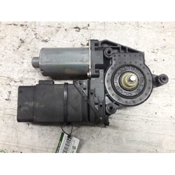 MOTOR ELEVALUNAS DELANTERO DERECHO 3B4837752 