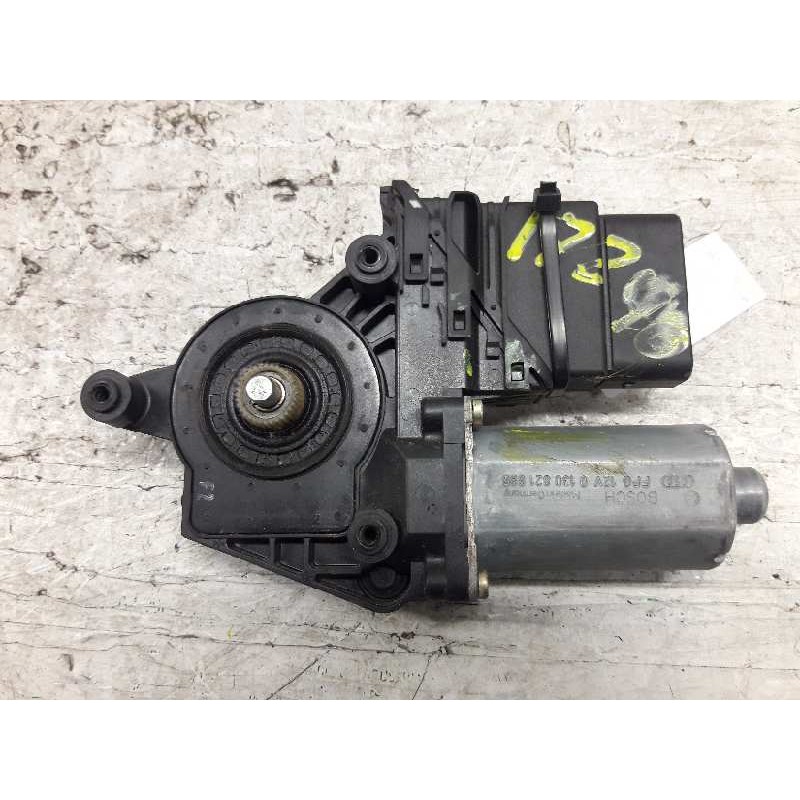 Recambio de motor elevalunas trasero derecho para volkswagen passat berlina (3b3) 1.9 tdi referencia OEM IAM 3B5839752 2