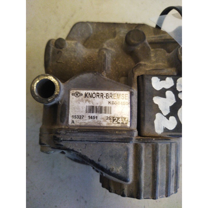 Recambio de valvula aire para renault serie d referencia OEM IAM 7485139224 K038450 ELECTRO VALVULA ABS - Blanco 2