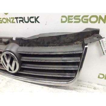 Recambio de rejilla delantera central para volkswagen passat berlina (3b3) 1.9 tdi referencia OEM IAM 3B0853651  