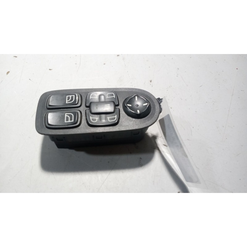 Recambio de mando elevalunas delantero izquierdo para daf serie xf105.xxx 12.9 diesel referencia OEM IAM 1811131  