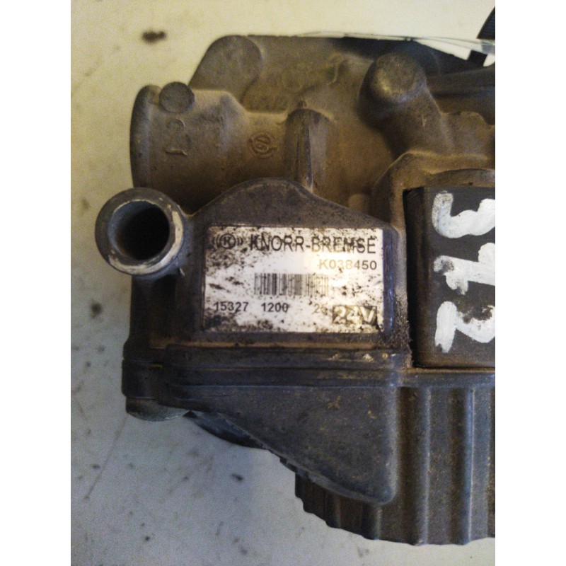Recambio de valvula aire para renault serie d referencia OEM IAM 7485139224 K038450 ELECTRO VALVULA ABS - Blanco 2