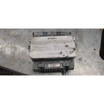 Recambio de airbag delantero derecho para renault clio ii fase ii (b/cb0) authentique referencia OEM IAM 8200197820  
