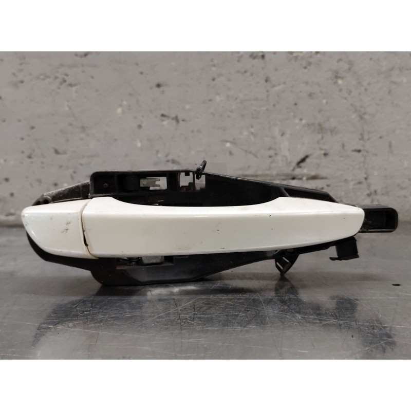 Recambio de maneta exterior trasera derecha para peugeot 308 active referencia OEM IAM 9802977180  