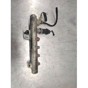 Recambio de rampa inyectora para opel astra h berlina 1.7 16v cdti referencia OEM IAM 0445214049  