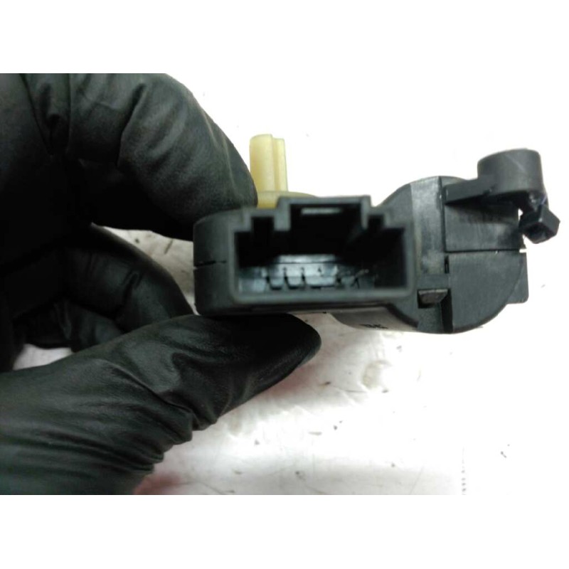 Recambio de motor regulador climatizacion para opel meriva blue line referencia OEM IAM 0132801356 BOSCH 2