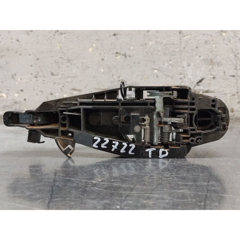 Recambio de maneta exterior trasera derecha para peugeot 308 active referencia OEM IAM 9802977180 - Blanco 4