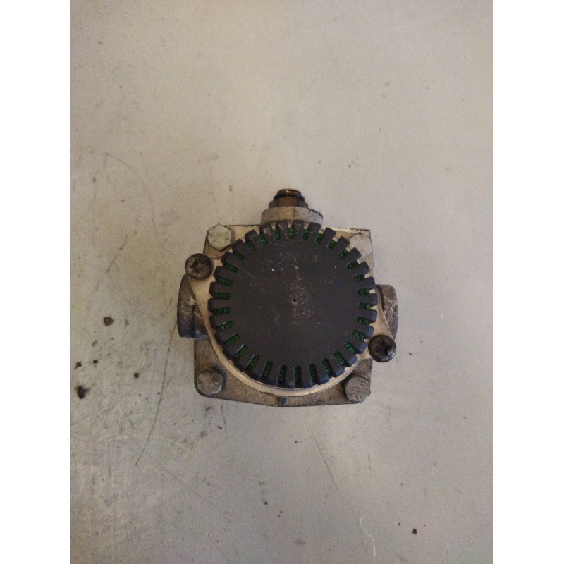 Recambio de valvula aire para renault serie d referencia OEM IAM 7485140483 AC574AXY 3