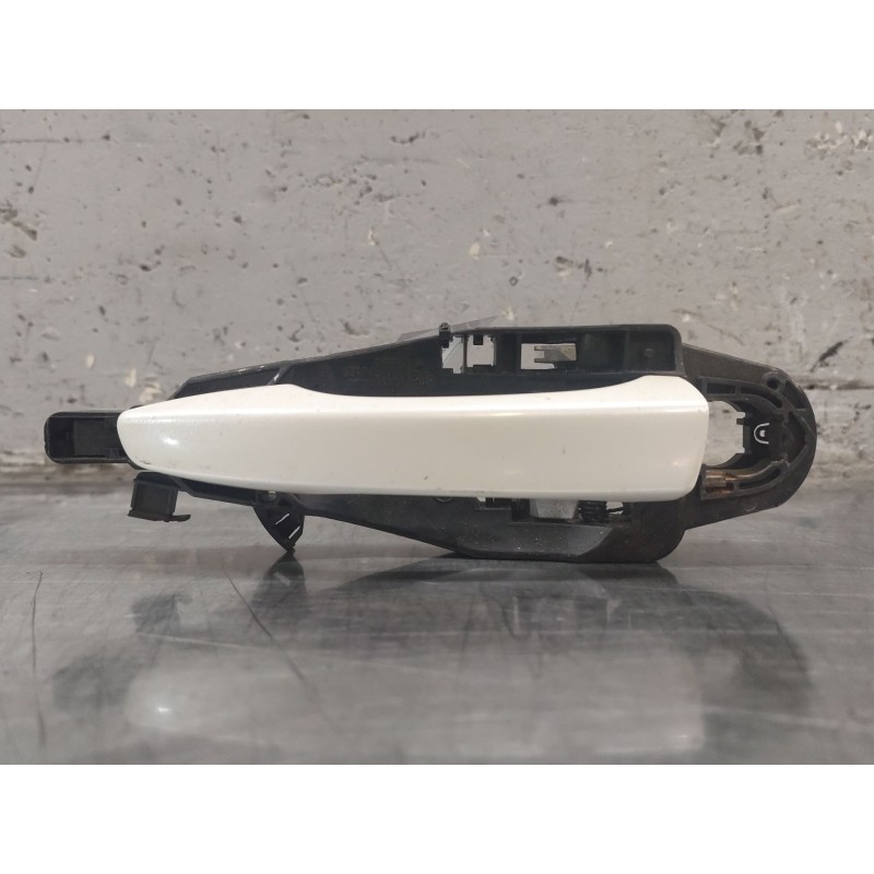 Recambio de maneta exterior trasera izquierda para peugeot 308 active referencia OEM IAM 9802977380  