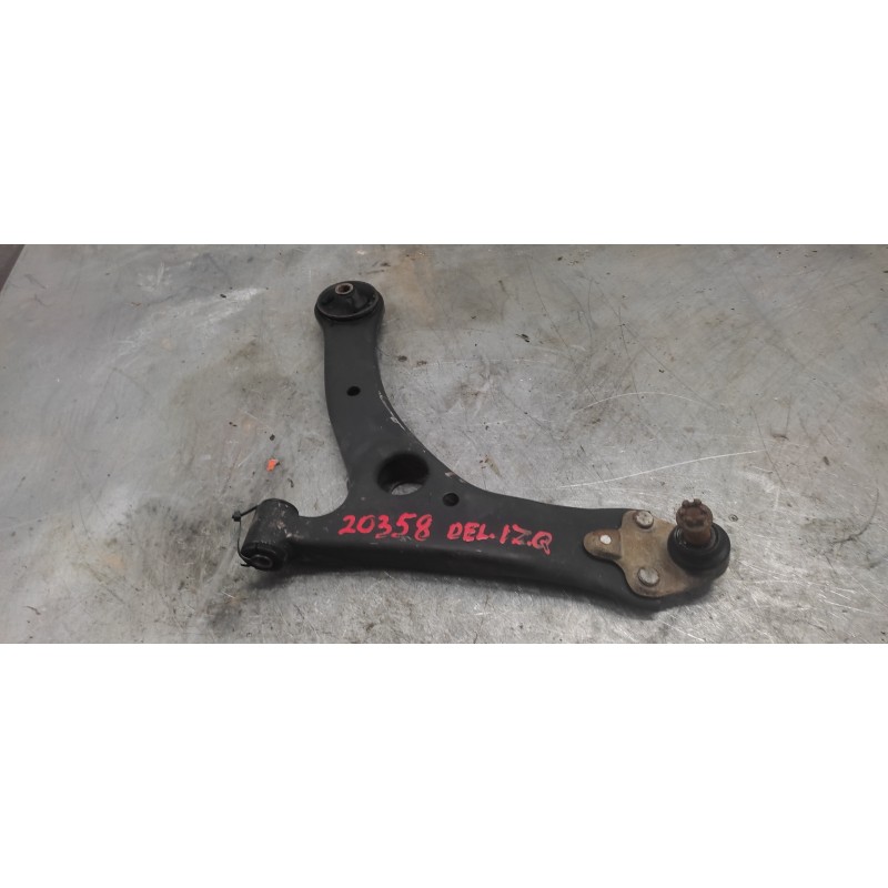 Recambio de brazo suspension inferior delantero izquierdo para toyota corolla verso (r1) 2.0 d-4d luna referencia OEM IAM 2