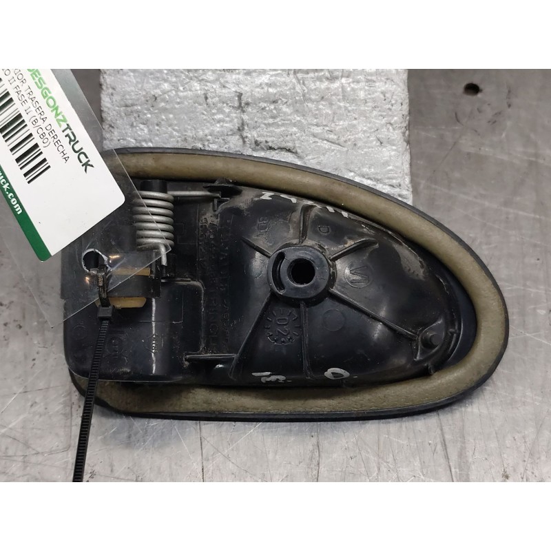 Recambio de maneta interior trasera derecha para renault clio ii fase ii (b/cb0) authentique referencia OEM IAM - Blanco 2