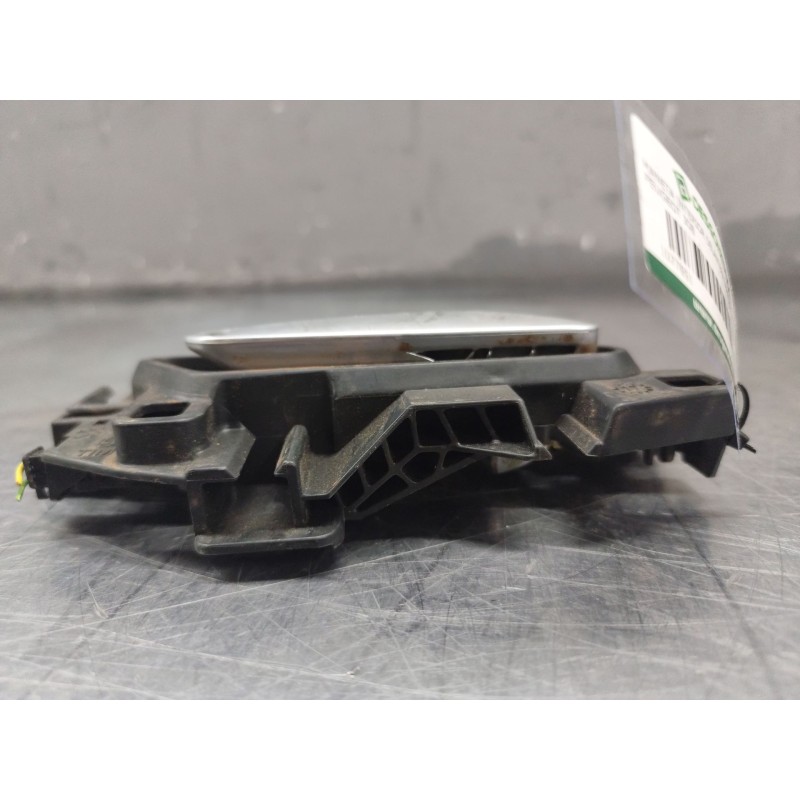 Recambio de maneta interior delantera derecha para peugeot 308 active referencia OEM IAM - Blanco 3