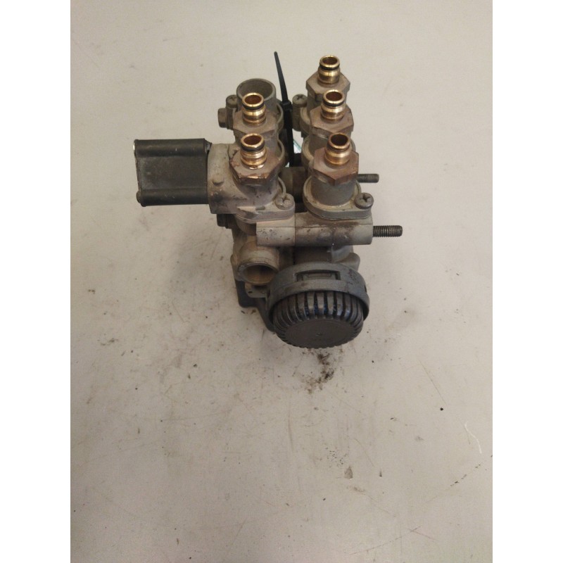 Recambio de valvula aire para . no identificado referencia OEM IAM 4729000560 VALVULA CONTROL ECAS VALVULA CONTROL EJE ELEVABLE 3
