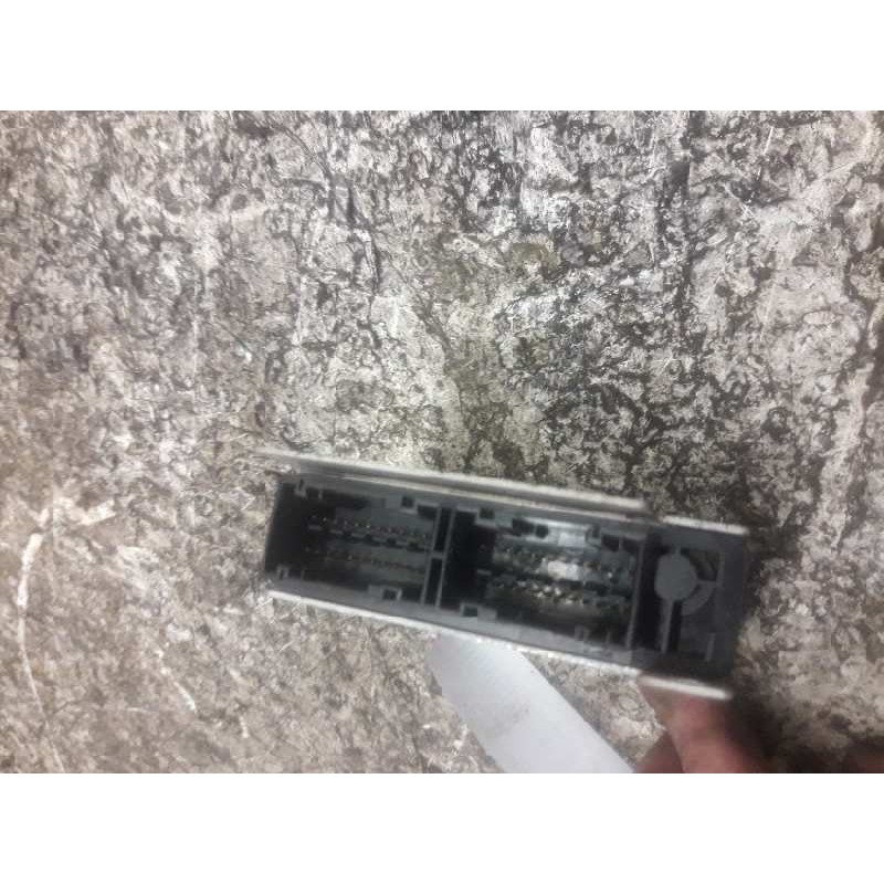 Recambio de centralita airbag para kia carens 2.0 crdi ex monovolumen referencia OEM IAM 0K2FE677F0 - Gris 2