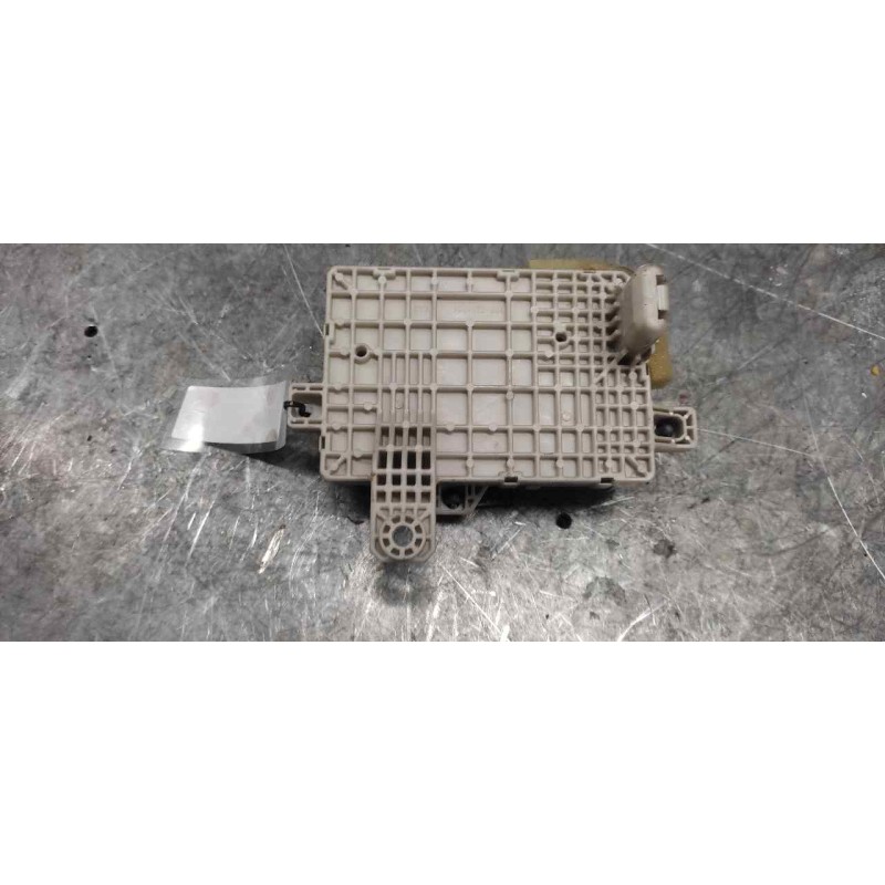 Recambio de caja reles / fusibles para mazda 6 berlina (gg) 2.0 crtd 136 active (4-ptas.) referencia OEM IAM 503C03 - Gris 2
