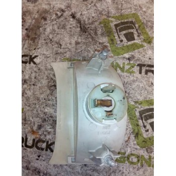 Recambio de piloto delantero izquierdo para mercedes trucks lk/ln2 1120 (201-211cv) referencia OEM IAM   